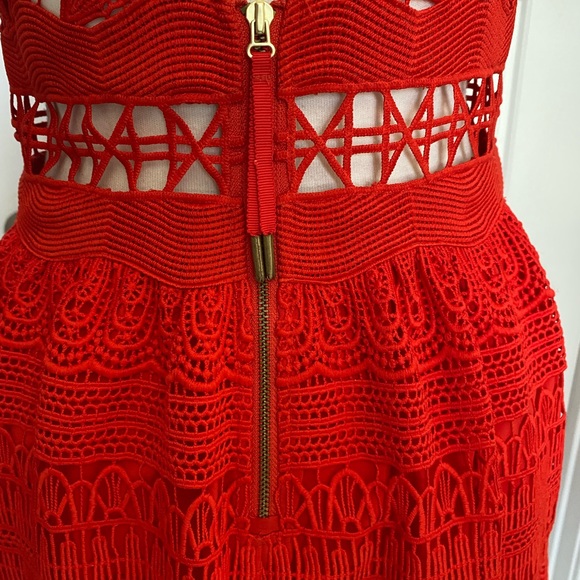 SAYLOR red lace dress - Picture 4 of 4